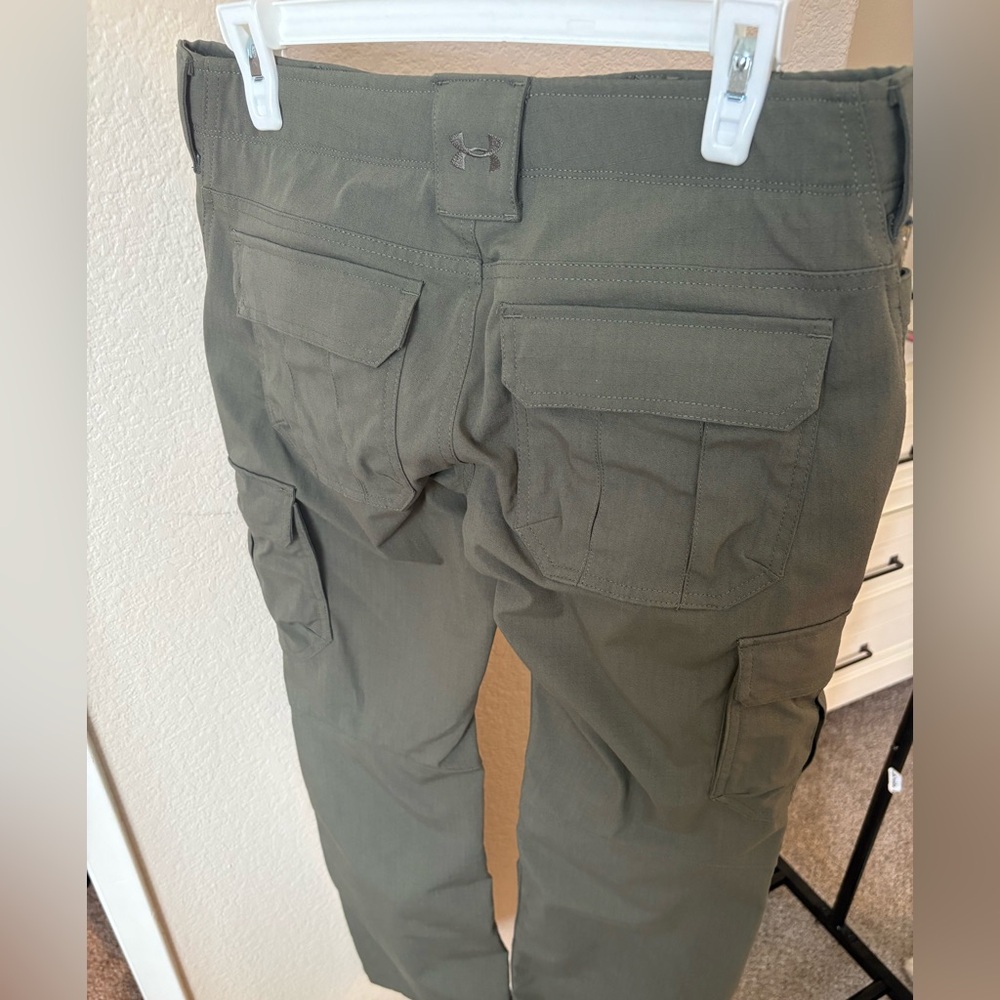 Under Armour Super Low Rise Women's Cargo Pants - Olive Green
